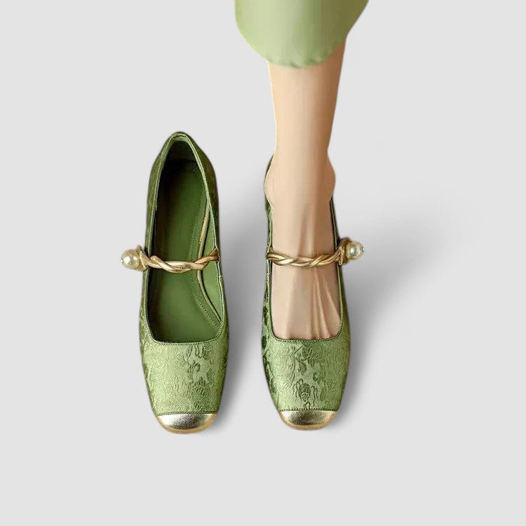Anika Signature Flat Shoes | Women's Footwear