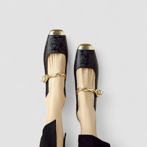 Anika Signature Flat Shoes | Women's Footwear